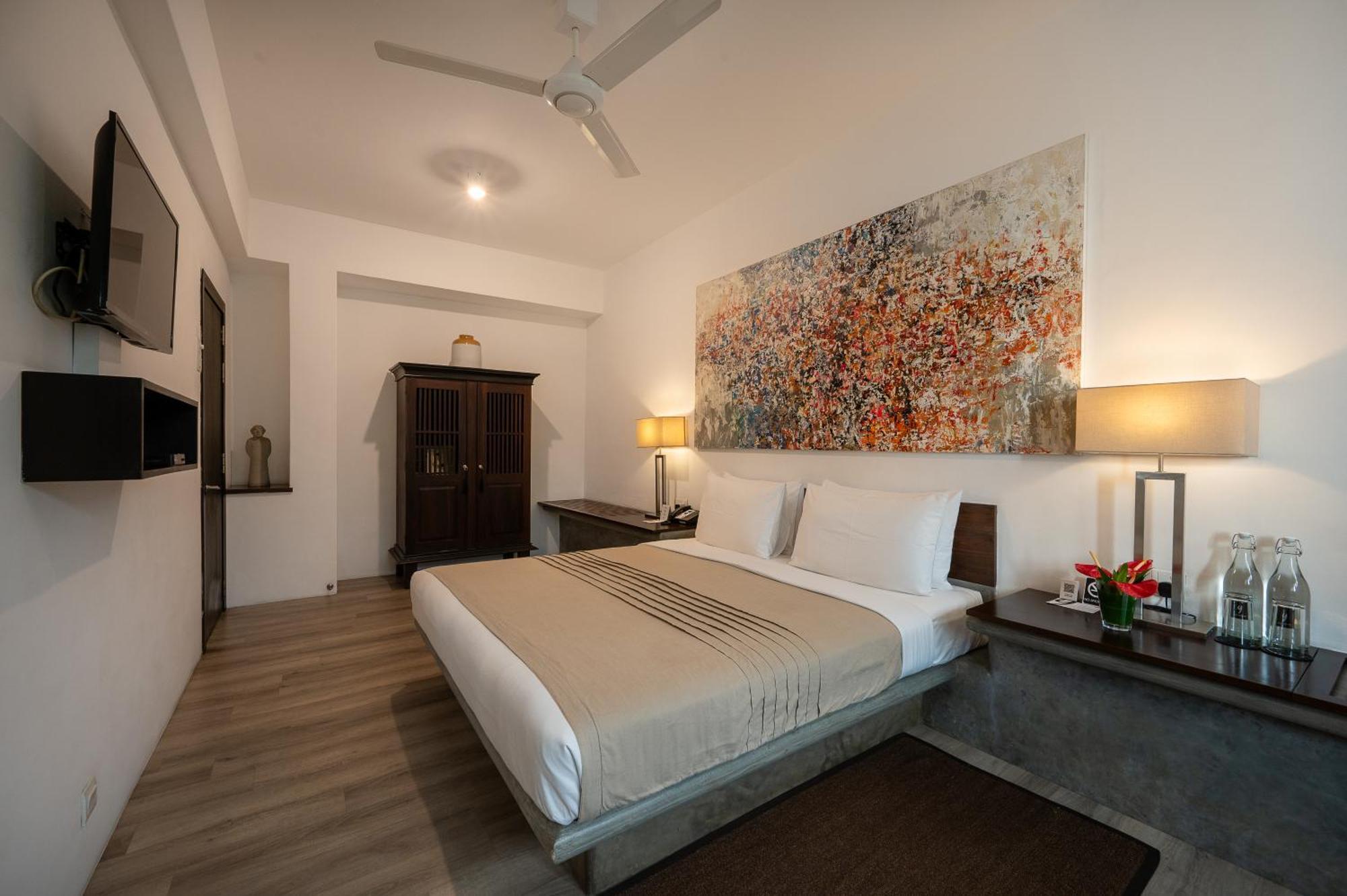 Nyne Hotels Lake Lodge, Colombo Exterior photo